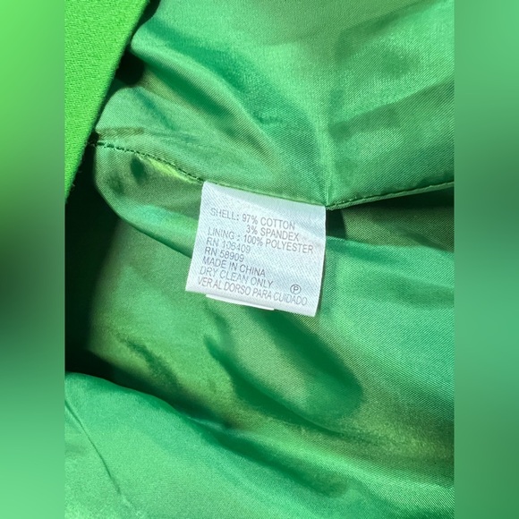 🛍️ALEX MARIE Kelly green sleeveless sheath dress size 6. - Picture 10 of 13